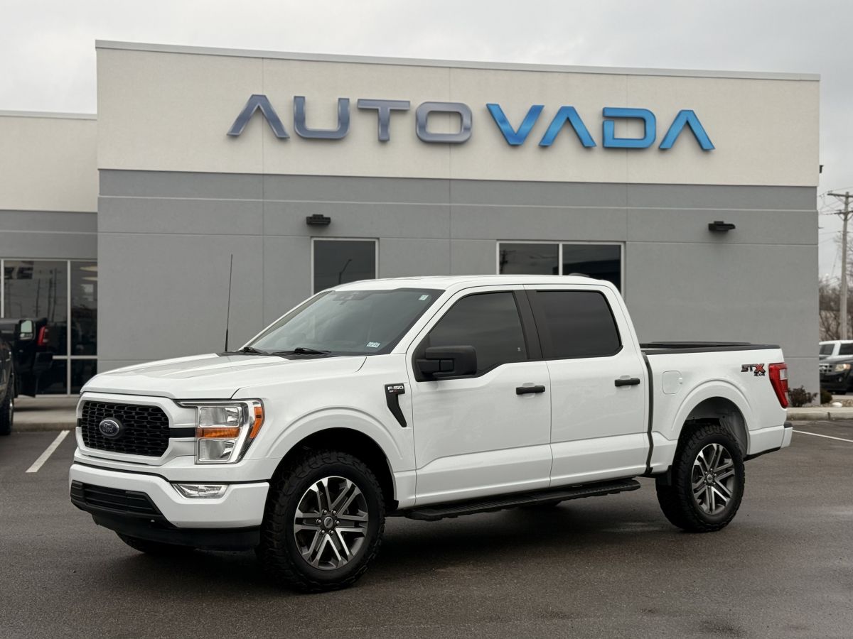 2022 Ford F-150 XL's photo