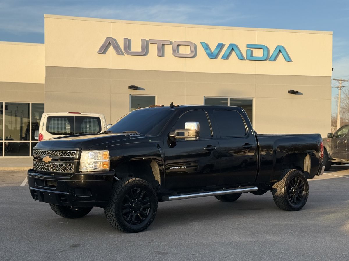 2014 Chevrolet Silverado HD LTZ's photo