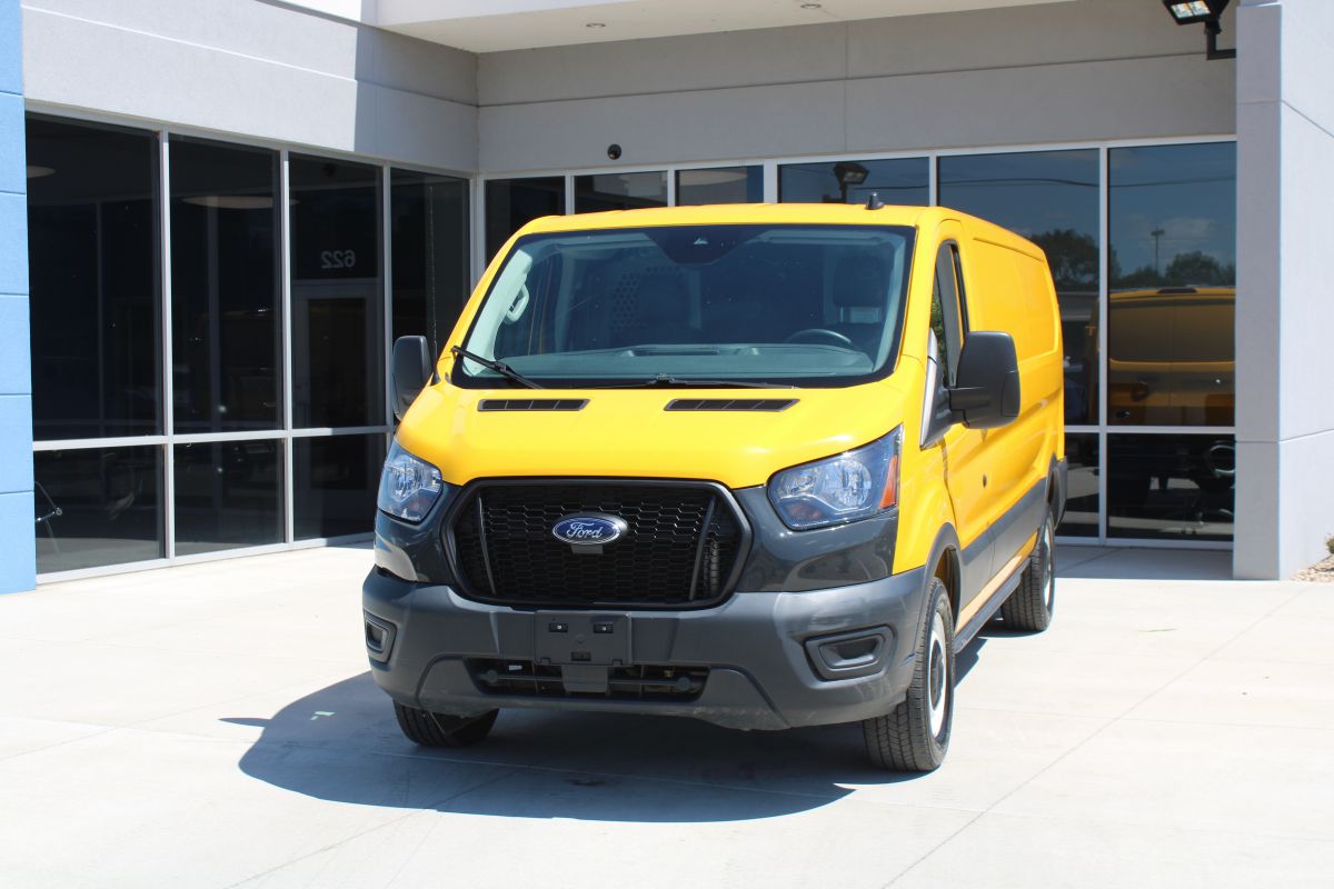 2021 Ford Transit Van Base's photo
